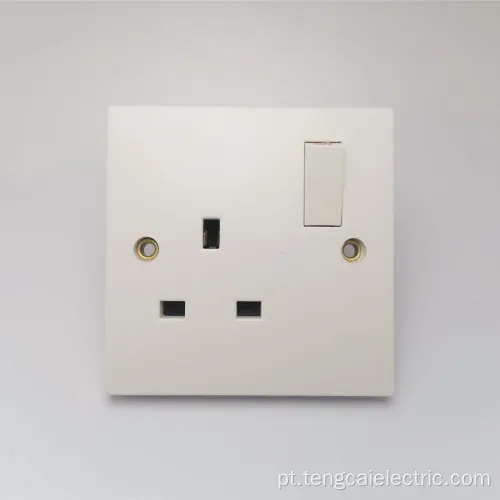 Tomada 3 do interruptor da luz da parede elétrica do Reino Unido